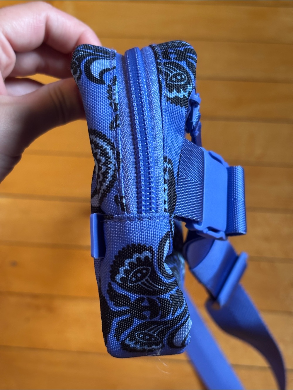 NWOT Vera Bradley Lighten Up Large Cube Belt Bag | Floral Blue Fanny Pack - Picture 7 of 16